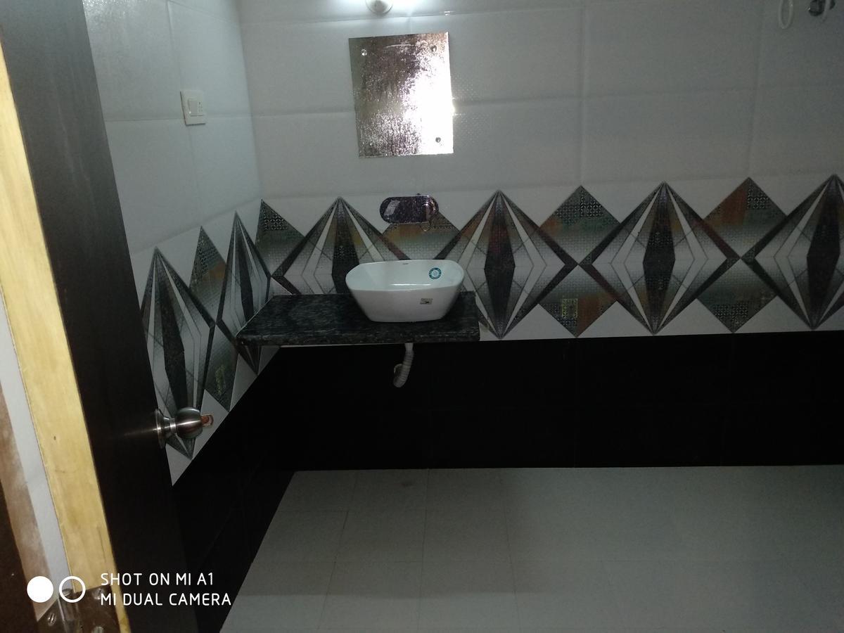 Hotel Rajkamal Deoghar Luaran gambar