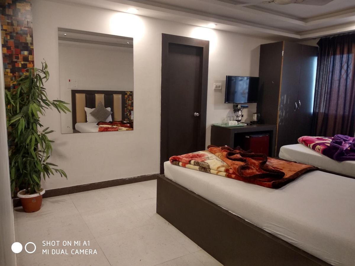 Hotel Rajkamal Deoghar Luaran gambar