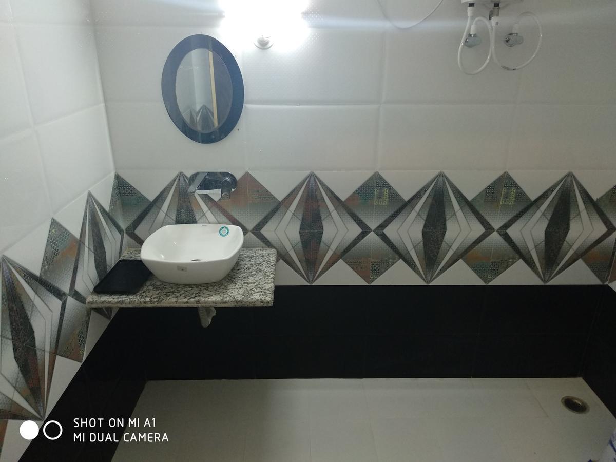 Hotel Rajkamal Deoghar Luaran gambar